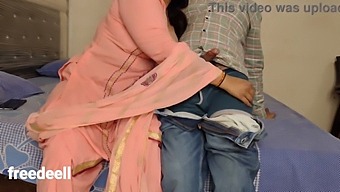 Mature Indian Mom Gets Horny And Needs A Release