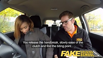 Young Black Teen Gets A Free Lesson In A Fake Driving School With A Creampie