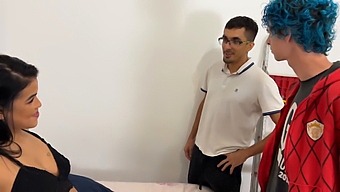 I Asked For Internet Connection And Ended Up Having Sex With Two People (1)