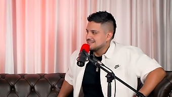 Onlyfans: Is Love Only A Matter Of Money?