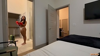 Step-Sis Is A Naughty Girl Who Didn’t Wear Panties To Bed.